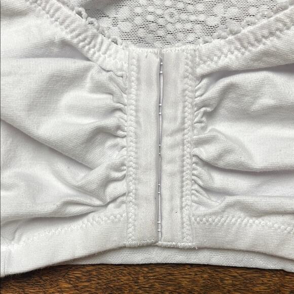 Glamorise Front Closure Cotton T-Back Comfort Bra White 38 BCD - Picture 5 of 6